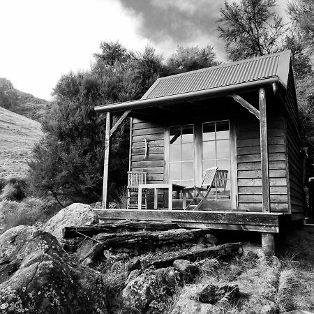Manaaki Mai, Rustic Retreat Bush Cabin Christchurch Exteriör bild